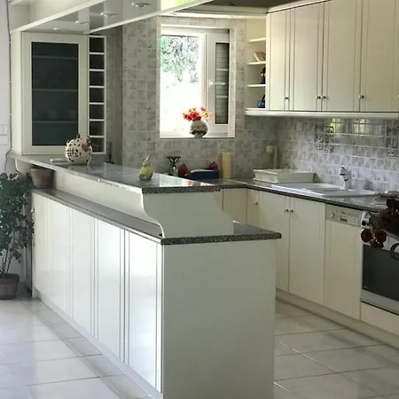 Amalaya Apartment
